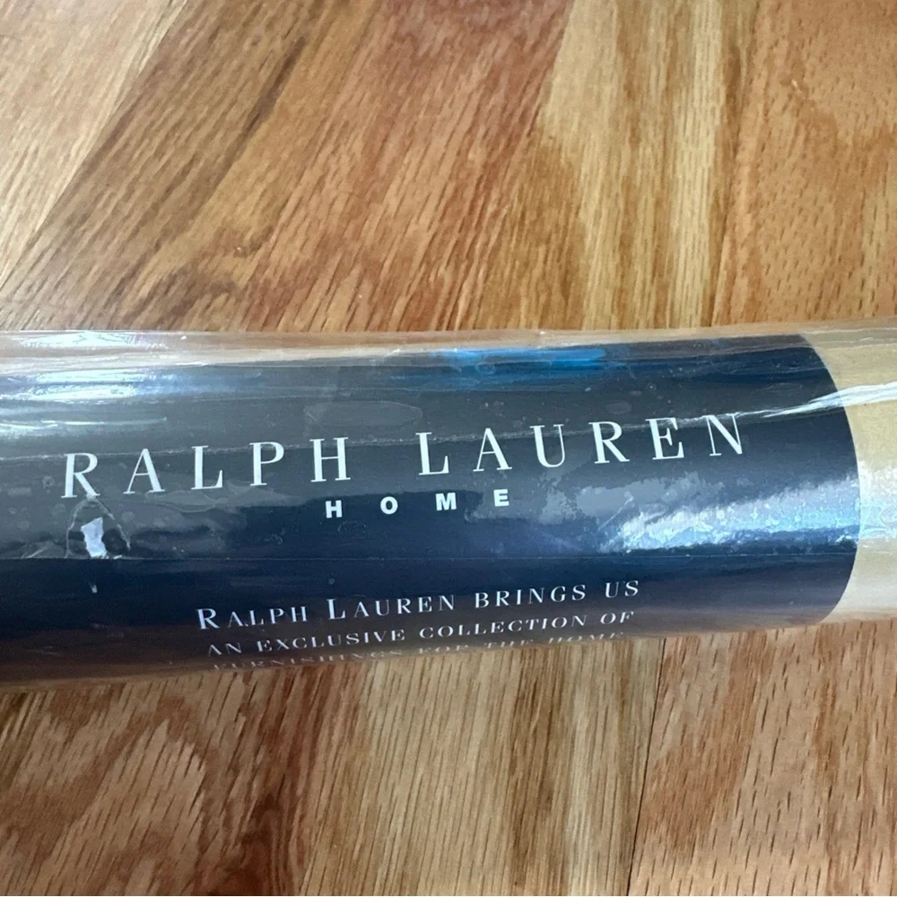 Brand New Ralph Lauren Home Floral Wallpaper Roll Beige Cream Wallcovering